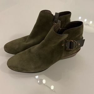 Naked Feet Ankle Boots “Alcor in Mint”